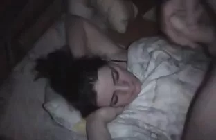 XXX 彼女は長年にわたって男にだまされた愛へのコミットメントはありません 女子 用 えろ