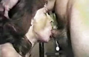 XXX 若い赤毛は男の醜さに興奮しています 女の子 用 えろ