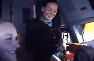 XXX スキニー女の子とともに二人の男性にザ底 女性 でも えろ
