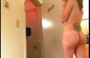 XXX 森の中で冬の散歩の後、カップルのセックス 女の子 の ため の えろ