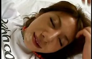 XXX 彼女は行くために小さな一を招待し、自然にお尻に植えました 女性 の ため の えろ 動画